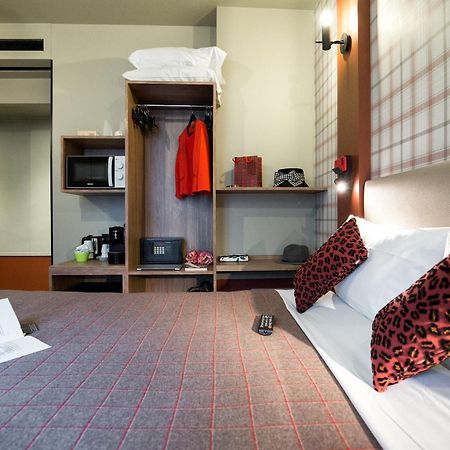 Hotel Concortel Paris Bagian luar foto